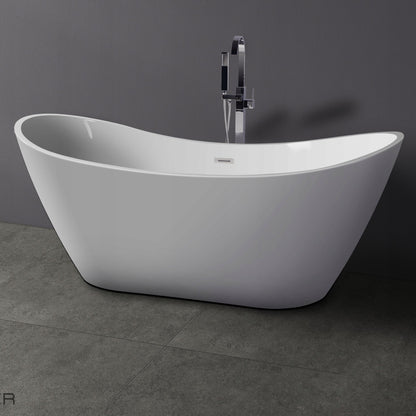 White freestanding bathtub against a gray wall with 'Braider' branding.