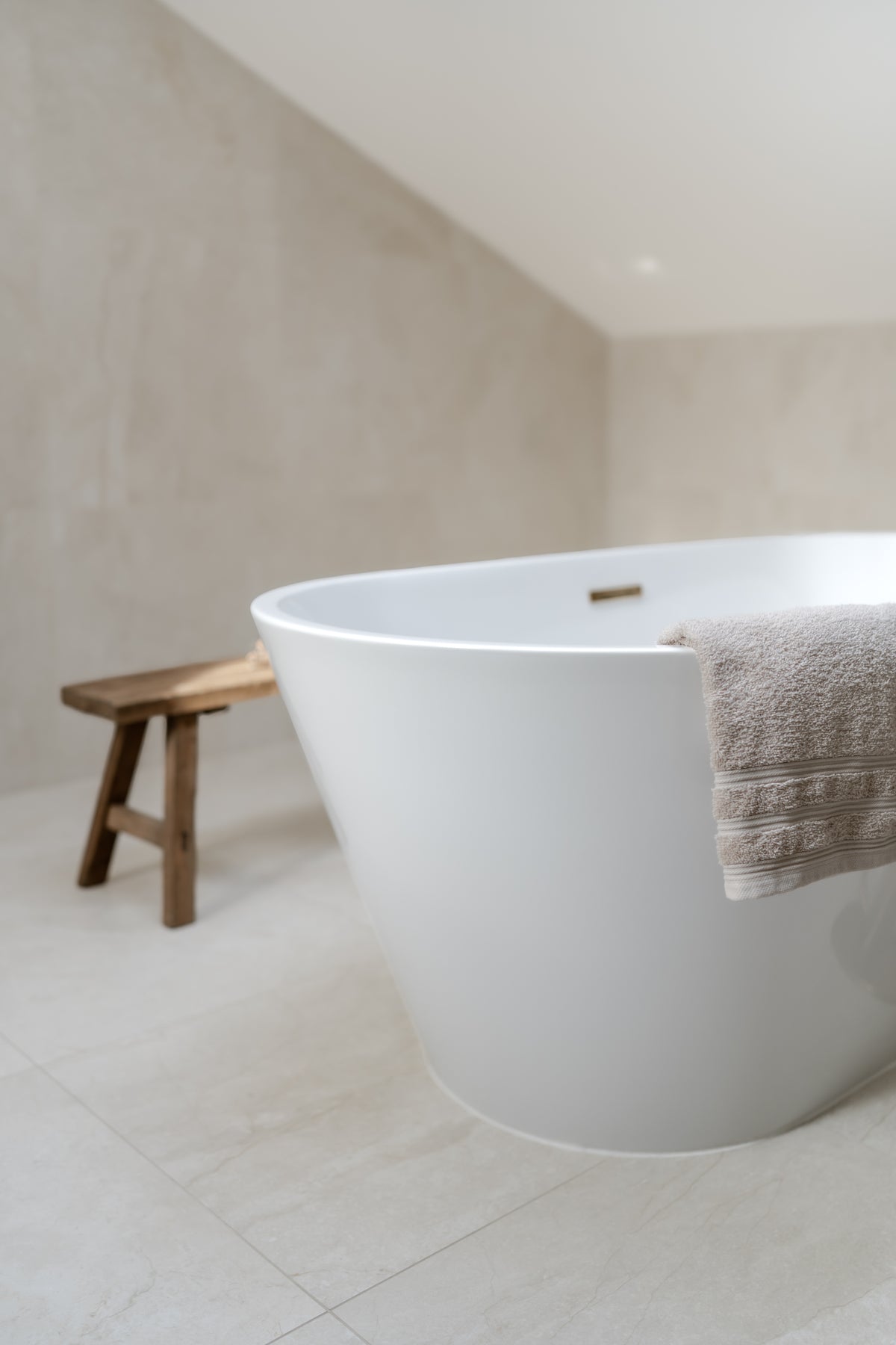 BRAIDER CANNEA Freestanding Double Ended Bath Acrylic White 1700 x 800 mm